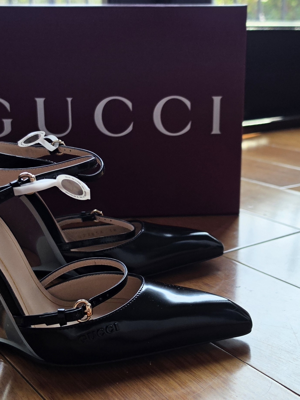 Gucci Black Patent Leather and Clear Wedge Heels - Picture 4 of 7